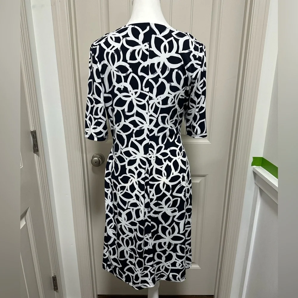 Anne Klein Navy and White Patterned Midi Dress - Picture 5 of 6